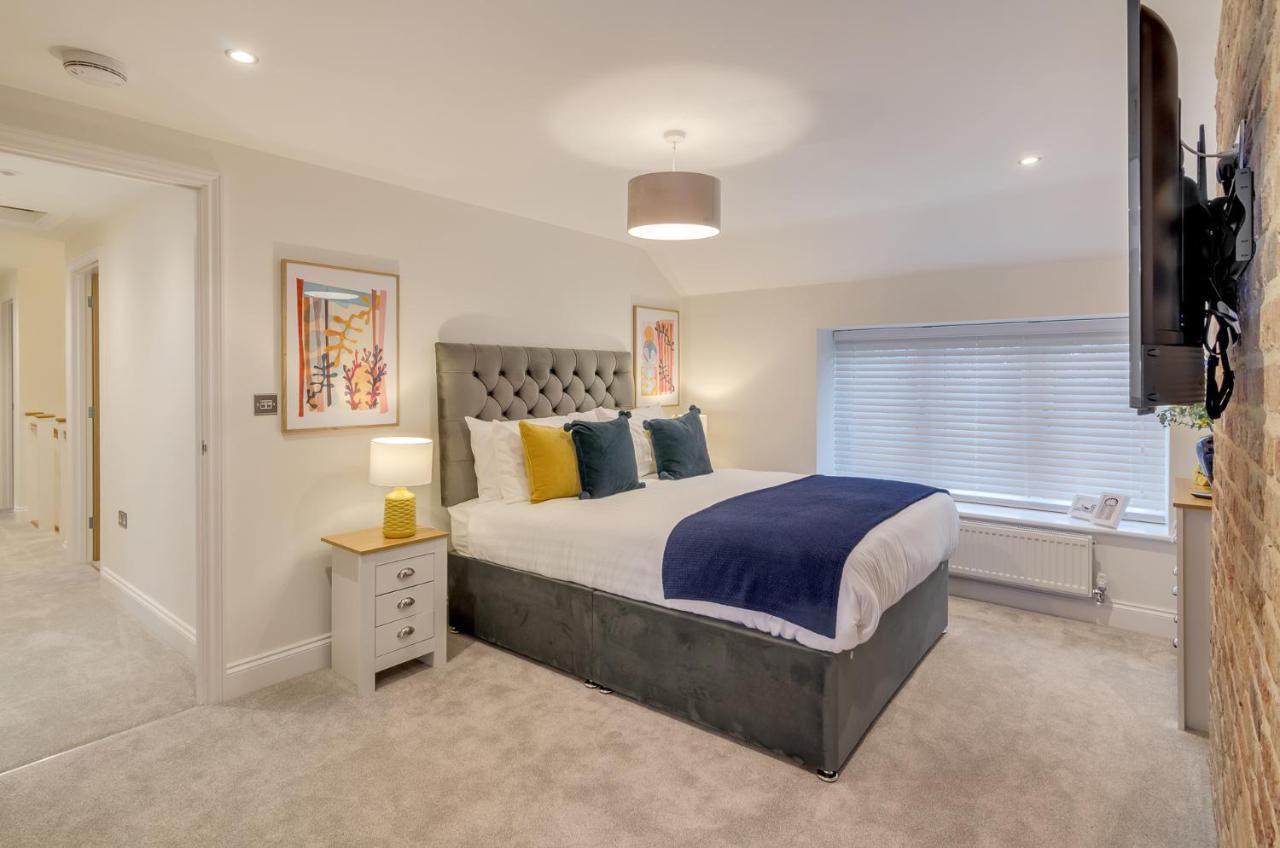 Spacious 6-Bed Home, Near The Norfolk Broads Clippesby Екстер'єр фото